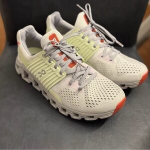 On Cloud Running Shoes Ice/oasis